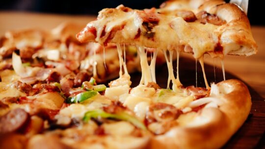 Les secrets pour réussir une authentique pizza napolitaine AVPN